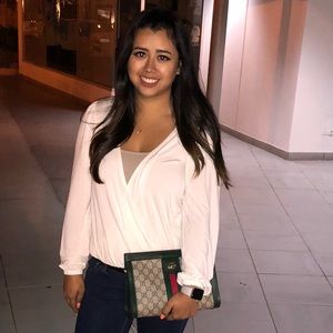 Meet your Posher, Alyssa